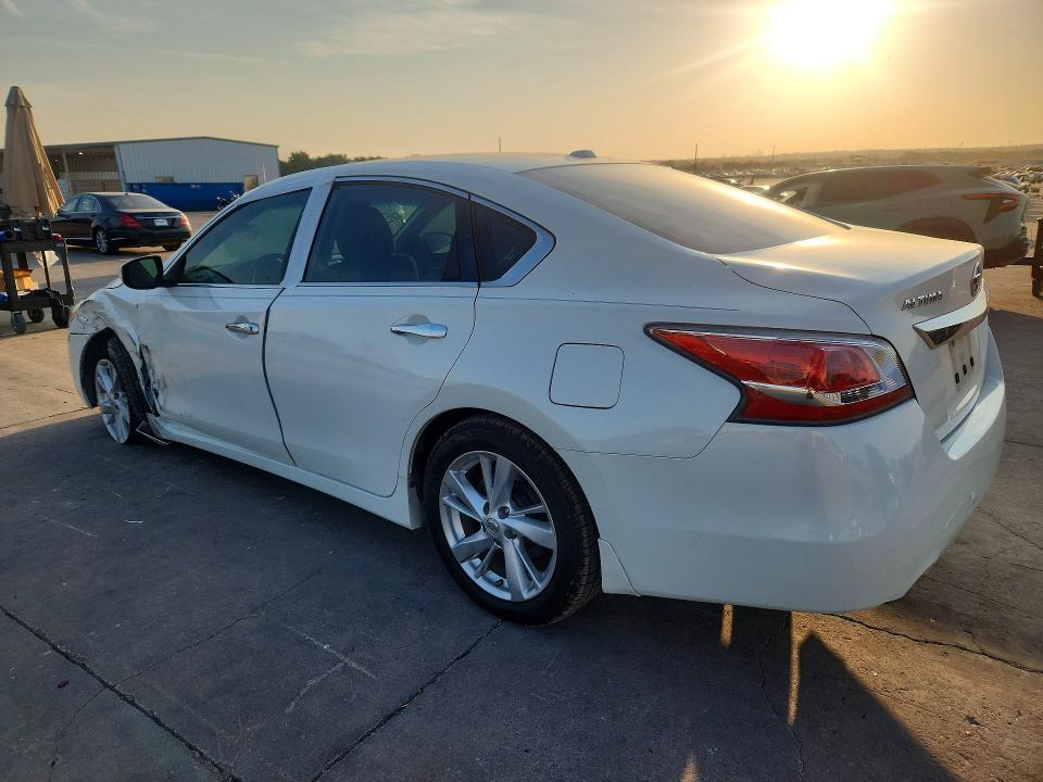 Photo 2 from auction – 2015 NISSAN ALTIMA with VIN 1N4AL3AP9FC593024