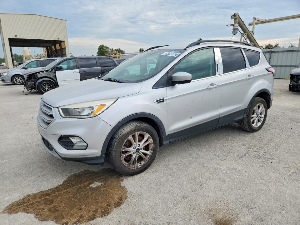 Foto 1 de la subasta – 2018 FORD ESCAPE con VIN 1FMCU9GD4JUB36295