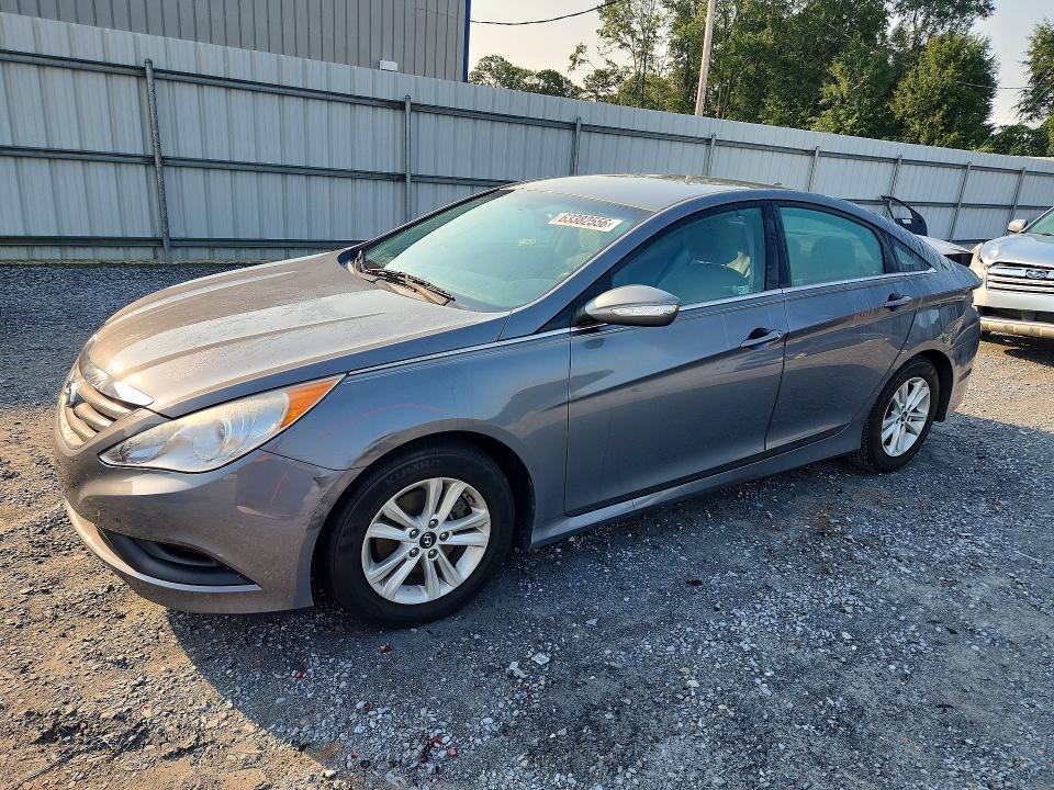 HYUNDAI SONATA 2014 with VIN 5NPEB4ACXEH941840 - Photo from auction