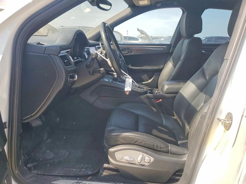 Photo 7 from auction – 2017 PORSCHE MACAN with VIN WP1AG2A53HLB52286