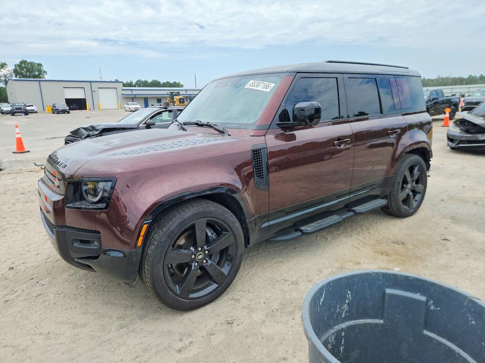 Photo 1 from auction – 2025 LAND ROVER DEFENDER with VIN SALEW7EU4S2414391