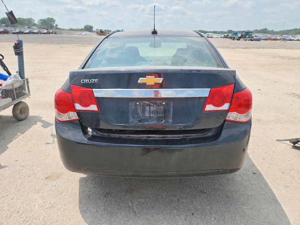 Photo 6 from auction – 2016 CHEVROLET CRUZE with VIN 1G1PC5SH7G7174552