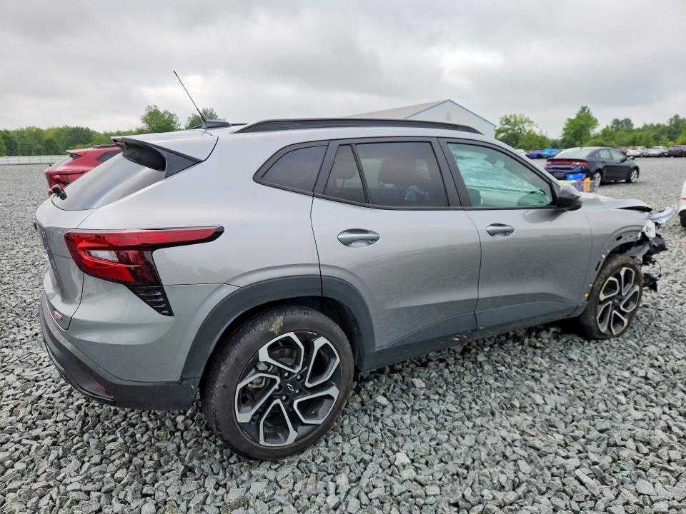 Photo 3 from auction – 2025 CHEVROLET TRAX with VIN KL77LJEP7SC030225