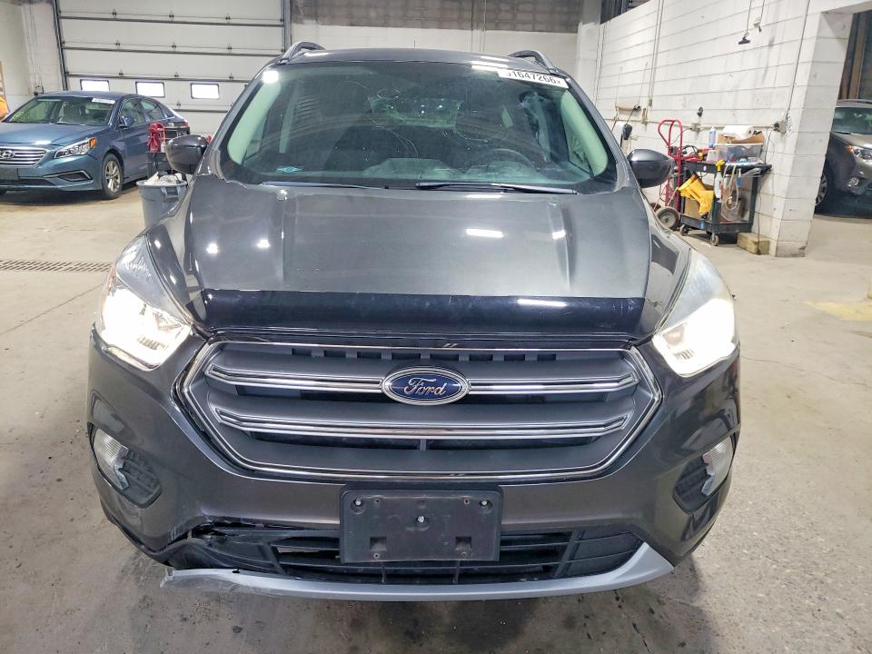 Photo 5 from auction – 2017 FORD ESCAPE with VIN 1FMCU9GD5HUA10361