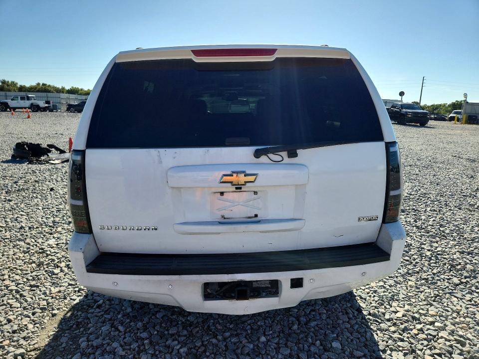 Photo 6 from auction – 2007 CHEVROLET SUBURBAN with VIN 3GNFK16397G217037