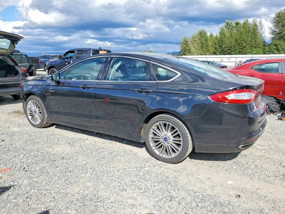 Photo 2 from auction – 2015 FORD FUSION with VIN 3FA6P0H92FR281483
