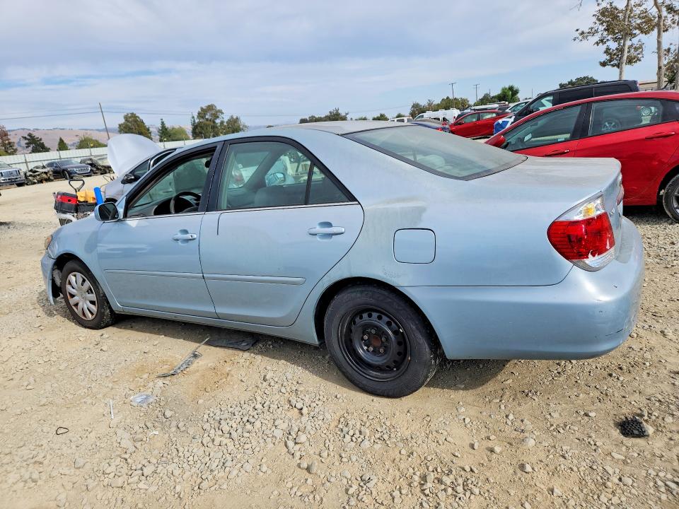 Photo 2 from auction – 2006 TOYOTA CAMRY with VIN 4T1BE32KX6U689441