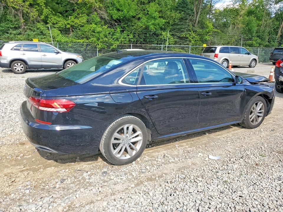 Снимка 3 от търг – 2020 VOLKSWAGEN PASSAT с VIN 1VWSA7A36LC009714