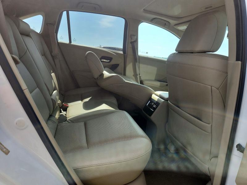 Photo 10 from auction – 2016 ACURA RDX with VIN 5J8TB3H54GL012977