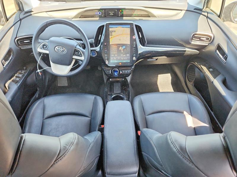 Photo 8 from auction – 2017 TOYOTA PRIUS PRIME with VIN JTDKARFP3H3063845