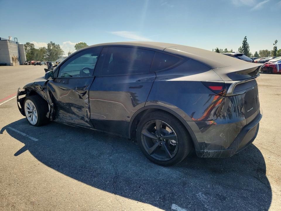 Foto 2 de la subasta – 2026 TESLA MODEL Y con VIN 7SAYGDEE2TF328927
