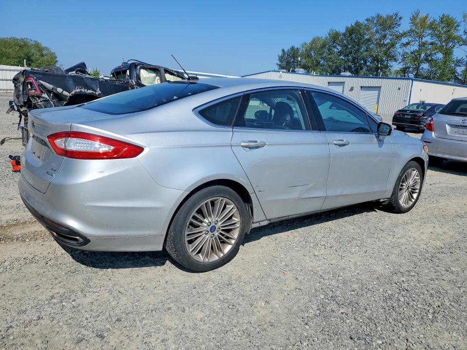 Photo 3 from auction – 2013 FORD FUSION with VIN 3FA6P0H99DR297824