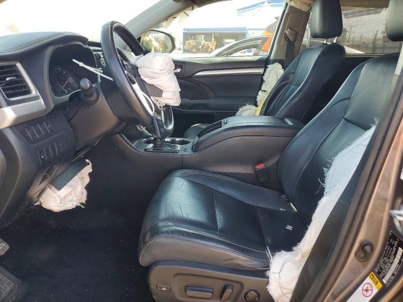 Photo 7 from auction – 2015 TOYOTA HIGHLANDER with VIN 5TDKKRFH8FS105797