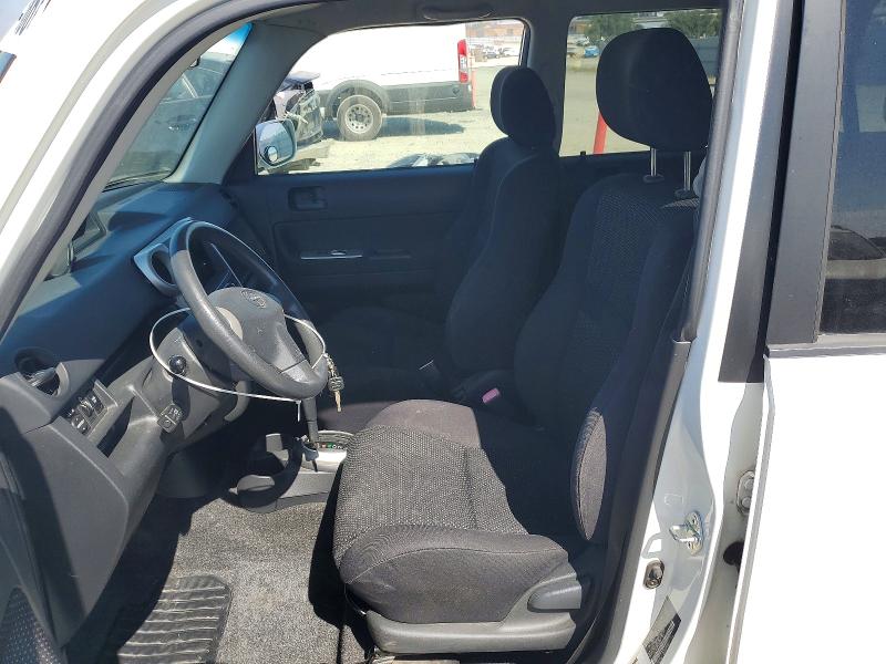 Photo 7 from auction – 2005 SCION XB with VIN JTLKT324954029406