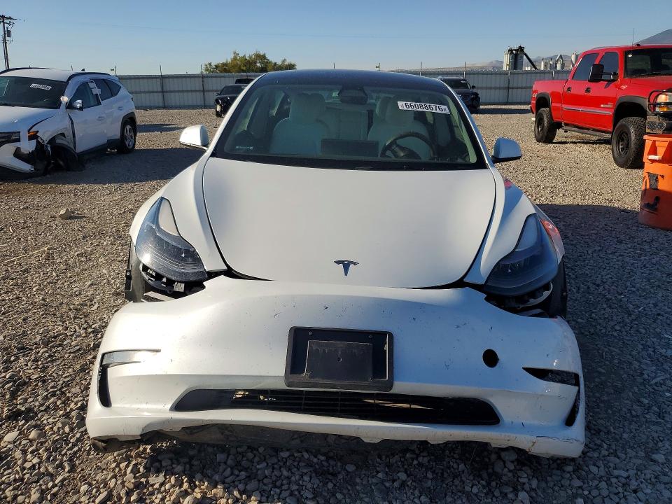 Photo 5 from auction – 2023 TESLA MODEL 3 with VIN 5YJ3E1EA2PF623749