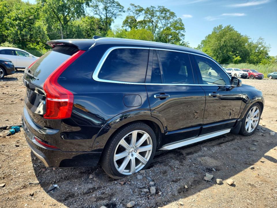 Photo 3 from auction – 2016 VOLVO XC90 with VIN YV4A22PLXG1001006
