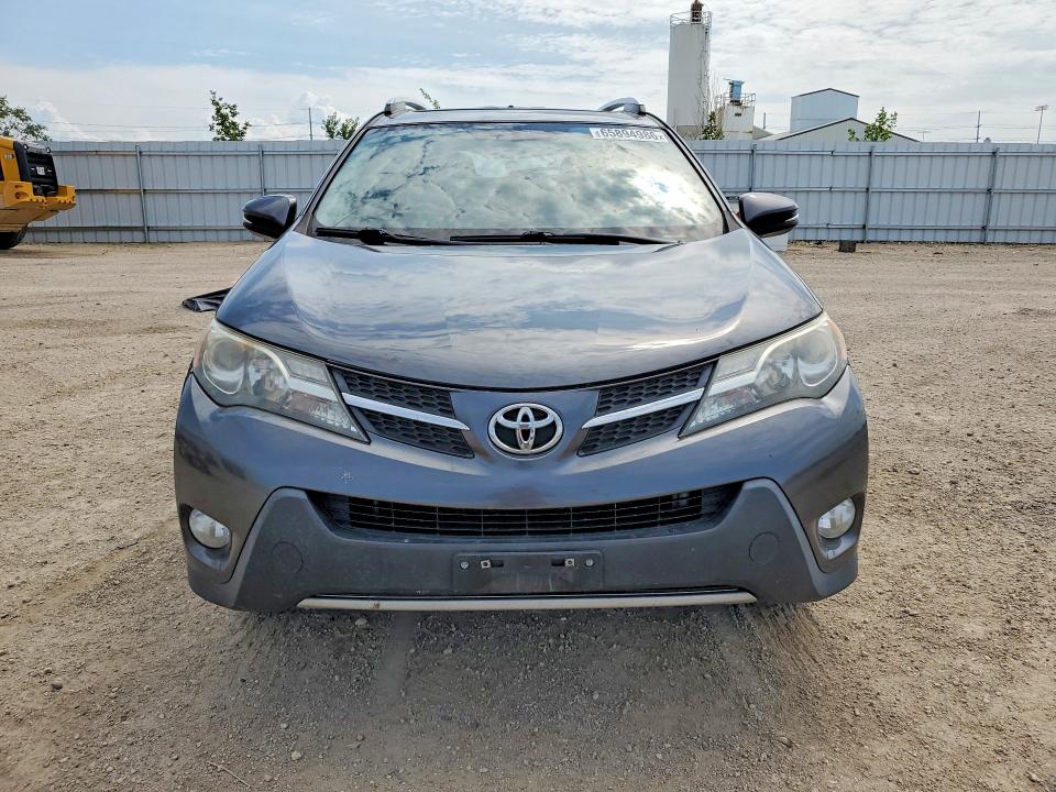 Photo 5 from auction – 2015 TOYOTA RAV4 with VIN JTMRFREV7FD153779