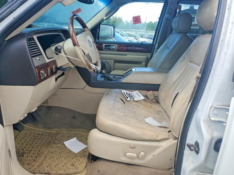 Photo 7 from auction – 2003 LINCOLN NAVIGATOR with VIN 5LMFU28R73LJ43875
