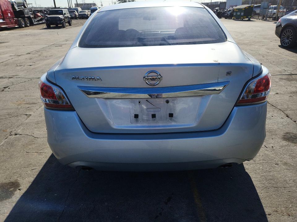 Photo 6 from auction – 2015 NISSAN ALTIMA with VIN 1N4AL3AP0FC238890