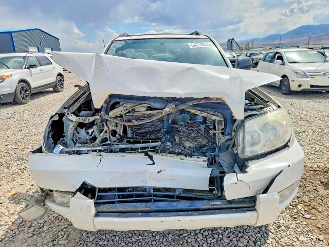 Photo 5 from auction – 2005 TOYOTA 4RUNNER with VIN JTEBU14RX50074749