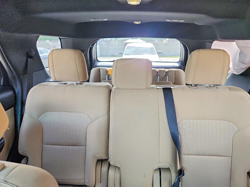 Photo 10 from auction – 2016 FORD EXPLORER with VIN 1FM5K7B87GGB15705