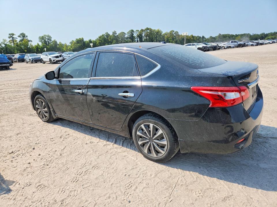 Photo 2 from auction – 2017 NISSAN SENTRA with VIN 3N1AB7AP0HL671446