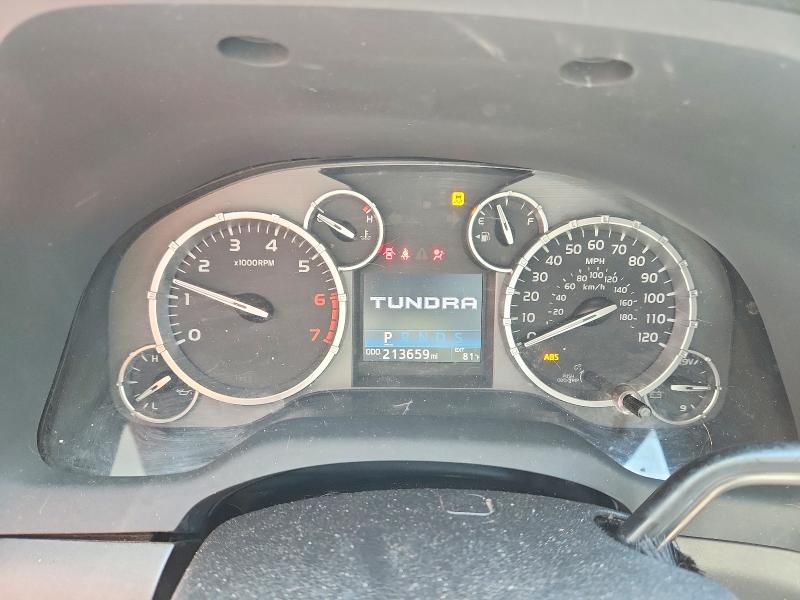 Снимка 9 от търг – 2016 TOYOTA TUNDRA с VIN 5TFUM5F1XGX066575