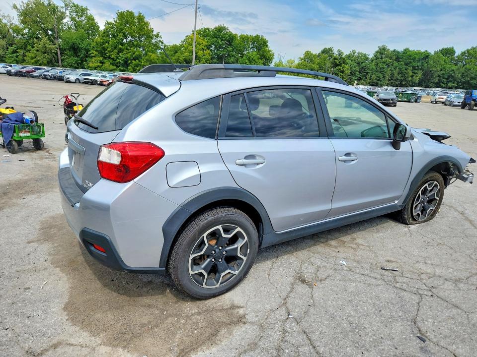 Photo 3 from auction – 2014 SUBARU XV CROSSTREK with VIN JF2GPACC7E8235088