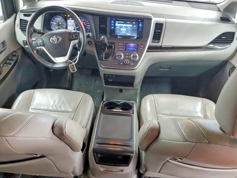 Photo 8 from auction – 2015 TOYOTA SIENNA with VIN 5TDYK3DC7FS578119