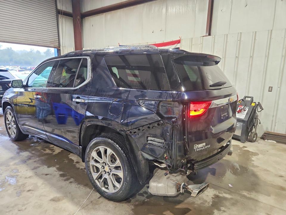 Photo 2 from auction – 2020 CHEVROLET TRAVERSE with VIN 1GNERKKW6LJ100960