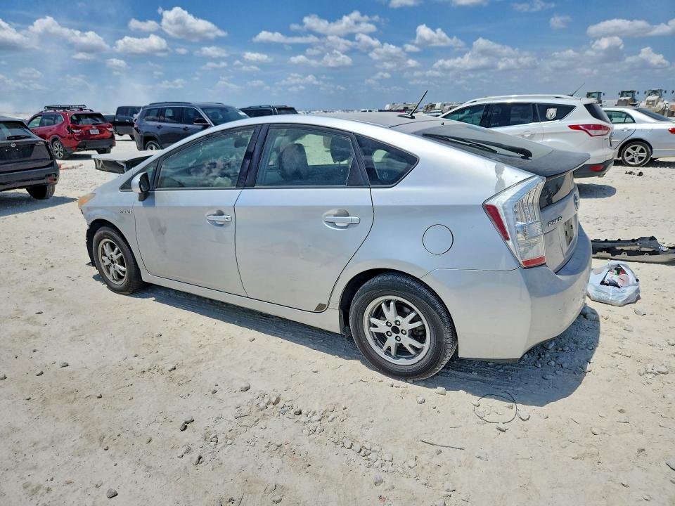 صورة رقم 2 من المزاد - 2011 TOYOTA PRIUS مع VIN JTDKN3DU9B1443639