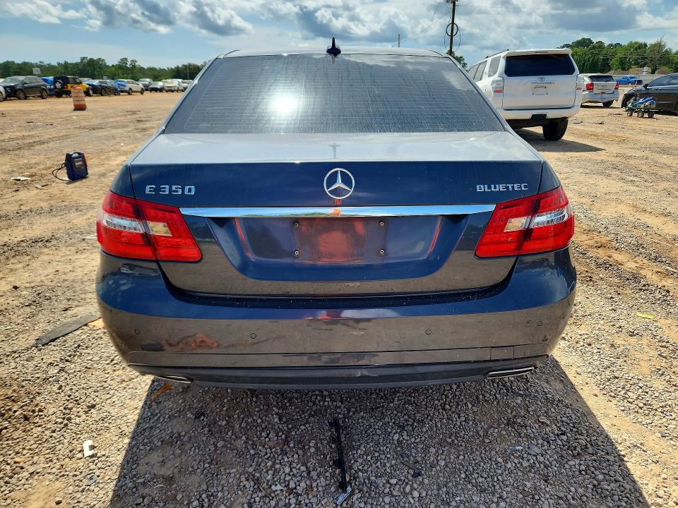 Photo 6 from auction – 2011 MERCEDES-BENZ E with VIN WDDHF2EB4BA374489