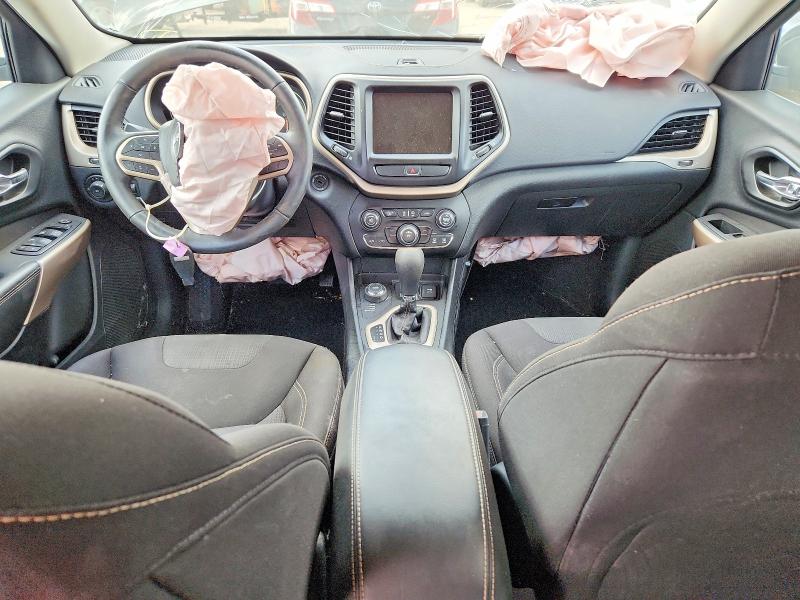 Photo 8 from auction – 2017 JEEP CHEROKEE with VIN 1C4PJMCS3HW635920