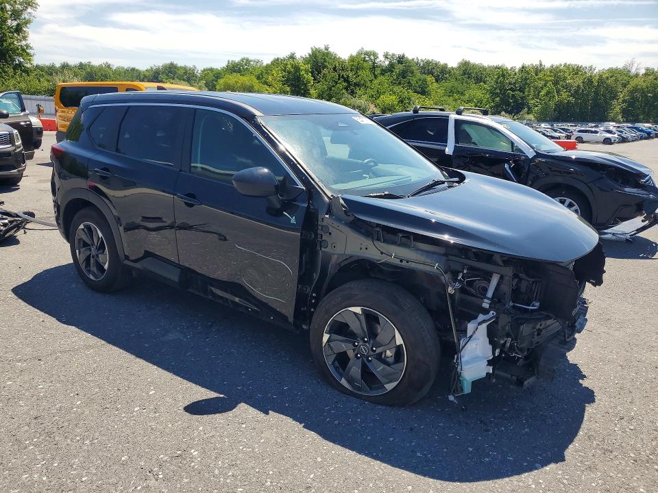 Photo 4 from auction – 2025 NISSAN ROGUE with VIN 5N1BT3BB3SC803981