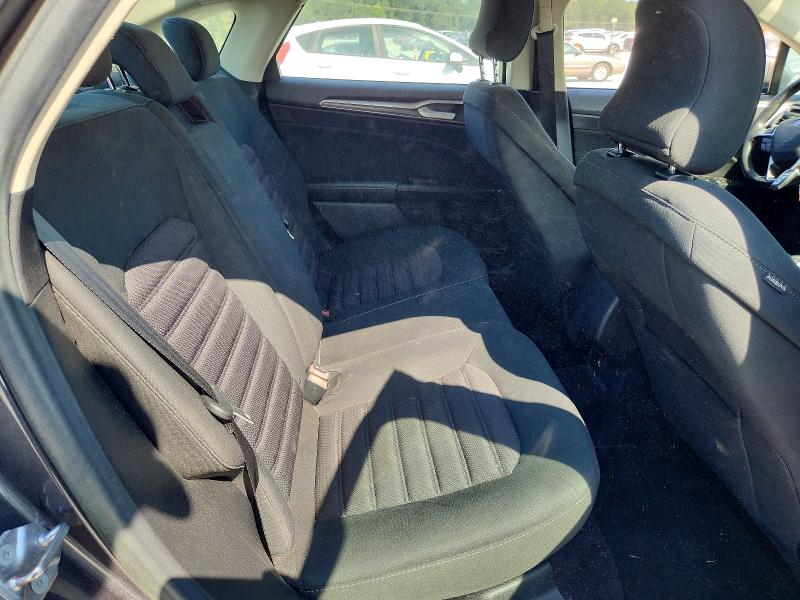 Photo 10 from auction – 2017 FORD FUSION with VIN 3FA6P0G72HR107707