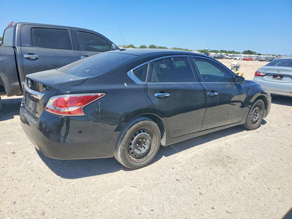 Photo 3 from auction – 2015 NISSAN ALTIMA with VIN 1N4AL3AP7FC298598