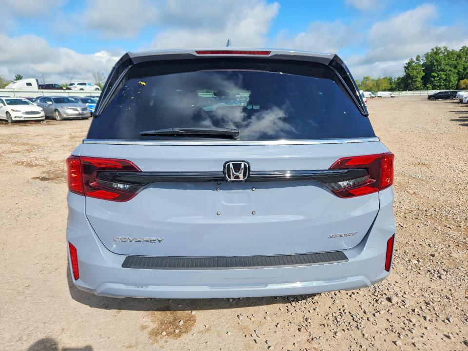 Photo 6 from auction – 2025 HONDA ODYSSEY with VIN 5FNRL6H71SB011306