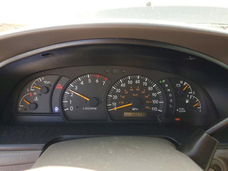 Photo 9 from auction – 2004 TOYOTA TUNDRA with VIN 5TBDT44144S440169