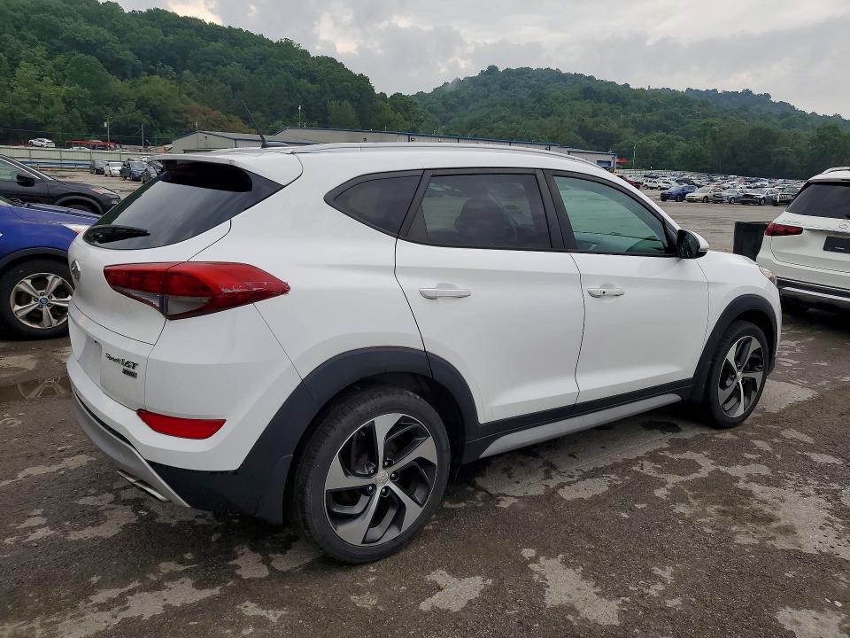 Photo 3 from auction – 2017 HYUNDAI TUCSON with VIN KM8J3CA2XHU396435