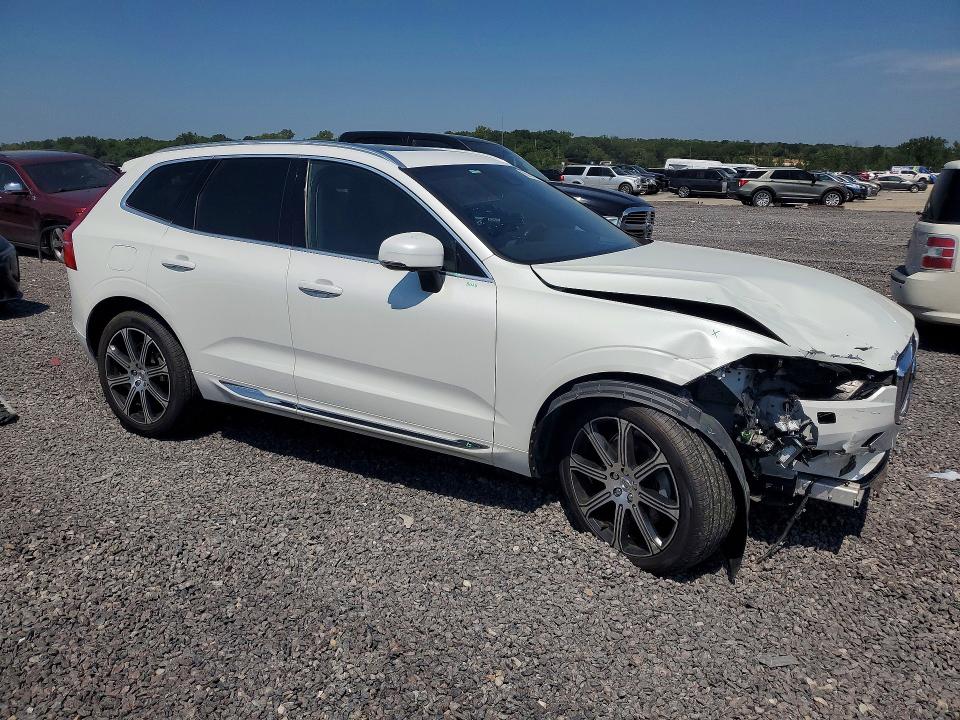 Zdjęcie 4 z aukcji – 2018 VOLVO XC60 z VIN YV4A22RLXJ1062473