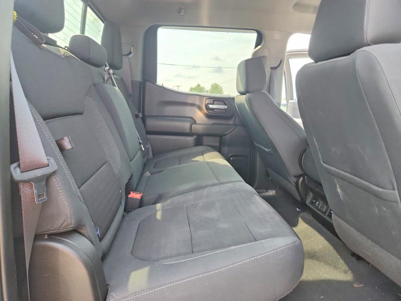 Photo 10 from auction – 2021 CHEVROLET SILVERADO with VIN 1GCUYDED4MZ330349