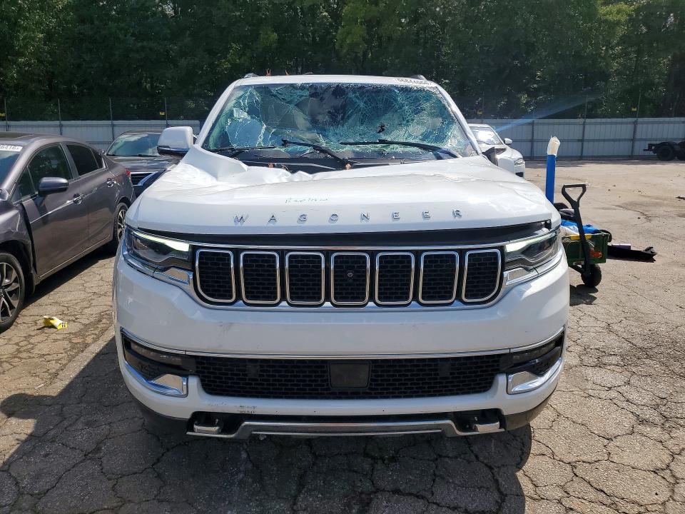Photo 5 from auction – 2022 JEEP WAGONEER with VIN 1C4SJVDT6NS153257