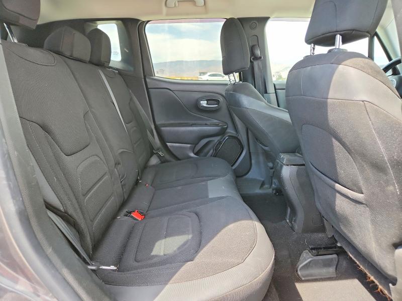 Photo 11 from auction – 2017 JEEP RENEGADE with VIN ZACCJABB1HPG43431