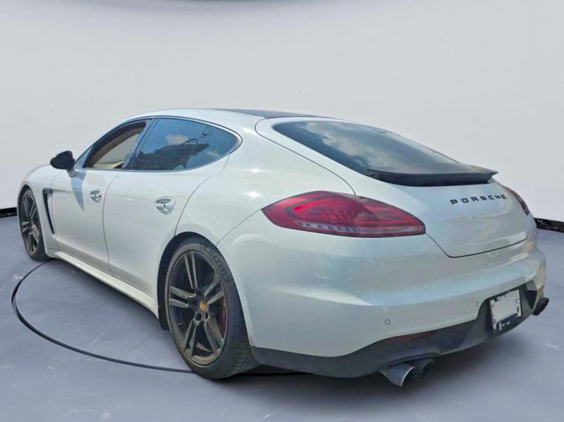 Photo 3 from auction – 2015 PORSCHE PANAMERA with VIN WP0AA2A72FL000498