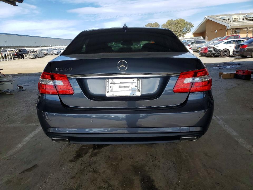 Photo 6 from auction – 2013 MERCEDES-BENZ E with VIN WDDHF5KB2DA766119