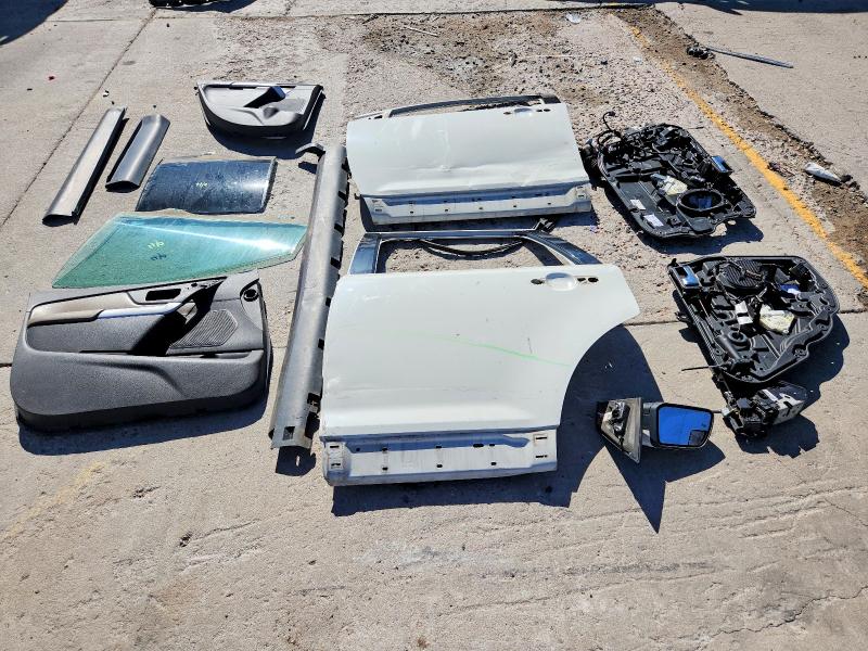 Photo 13 from auction – 2011 FORD EDGE with VIN 2FMDK4JC9BBB68521