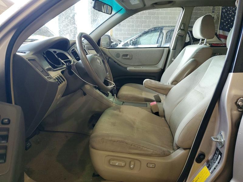 Photo 7 from auction – 2005 TOYOTA HIGHLANDER with VIN JTEEP21A650089855