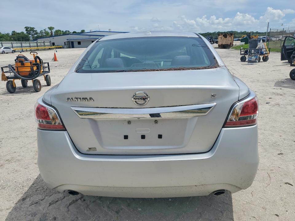 Photo 6 from auction – 2015 NISSAN ALTIMA with VIN 1N4AL3AP3FN332010