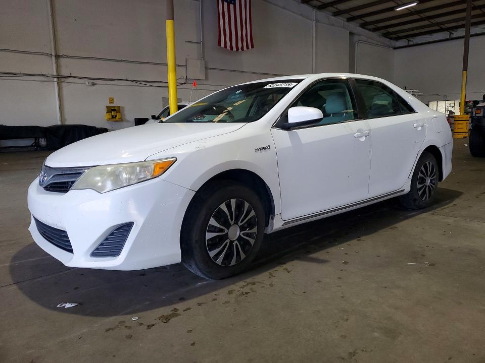 2013 TOYOTA CAMRY HYBRID - Търг №65240216