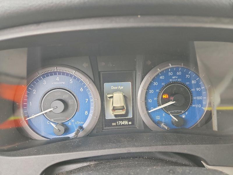 Photo 9 from auction – 2018 TOYOTA SIENNA with VIN 5TDKZ3DC8JS902396